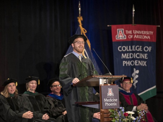 Luke Wohlford, MD, was selected by his peers to give the class of 2022 student address during College of Medicine – Phoenix commencement at the Phoenix Convention Center.