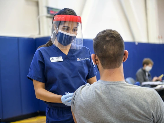 A childhood experience with Wilms tumor inspired Michelle Garcia, a College of Nursing master’s degree student, to enter health care. “I’m a cancer survivor,” she says. “Ever since I was a little girl, I wanted to be in that same type of environment, helping give back.”