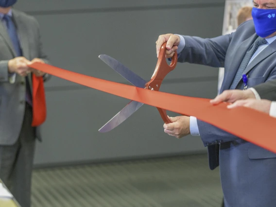 Cutting the ribbon on the new Phoenix VA Health Care System Research Space at the College of Medicine – Phoenix.