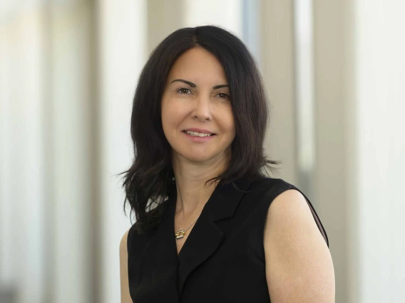portrait of Dr Clara Curiel