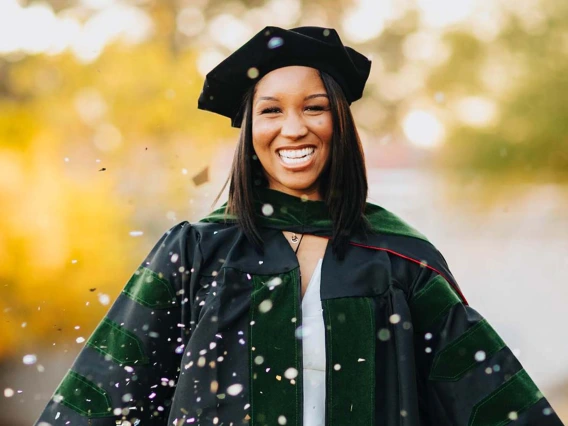 Analissa Cox is one of many members of the Class of 2021 who are celebrating their graduations in-person this year. (Photo: @mollymcphoto)
