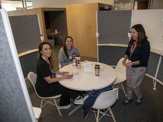 The clinical research support team will be one of the groups holding office hours at the Faculty Commons + Advisory. 
