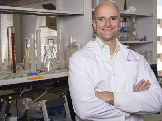 Dr. John Streicher mentors undergraduate and graduate student researchers in his laboratory, where his research program focuses on opioids and pain relief.