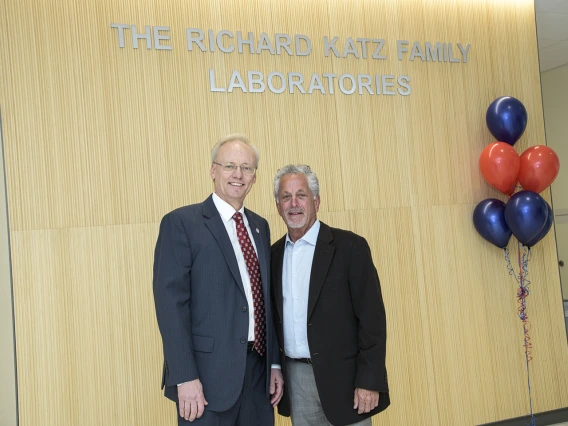 College of Pharmacy Dean Rick Schnellmann, PhD, and donor Richard Katz.