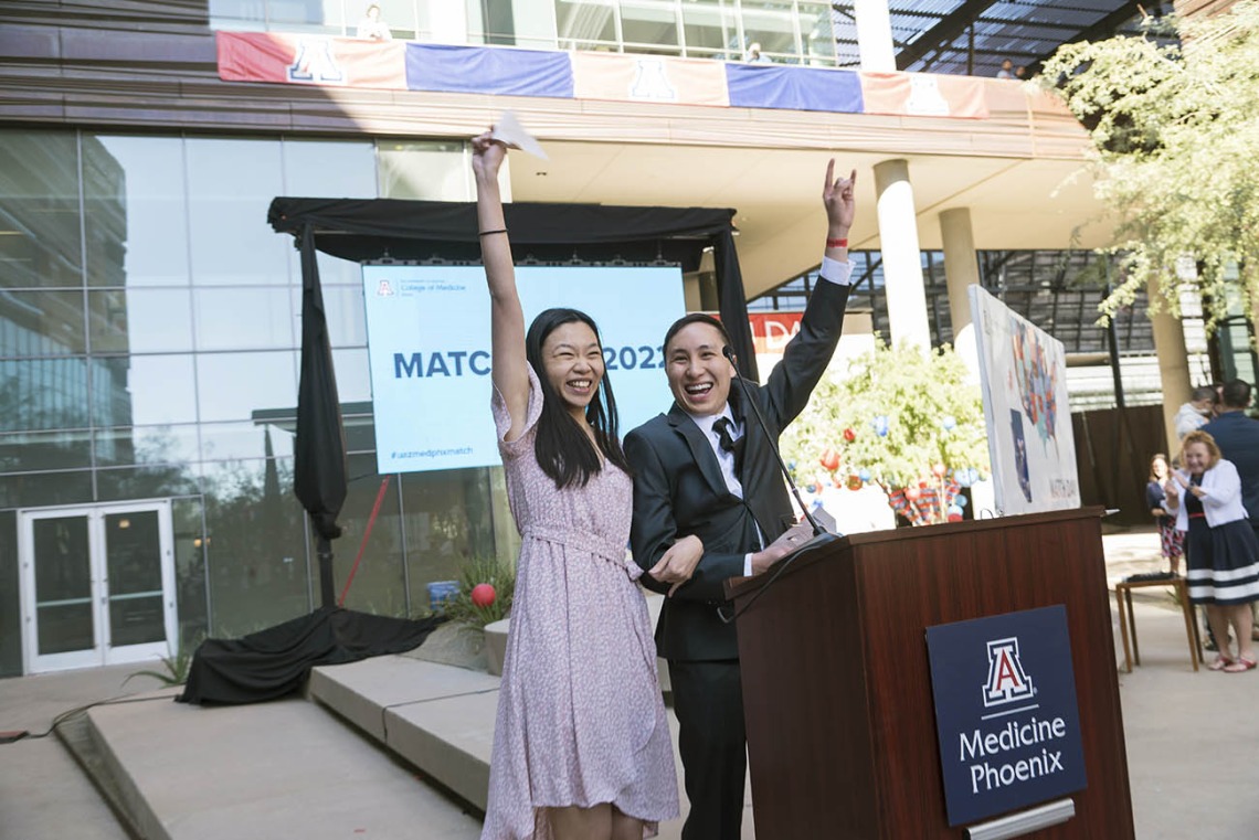 Pristine Mei and Brandon Ngo, announced that they were couple-matched to University of California-Davis during the UArizona College of Medicine – Phoenix Match Day 2022 event.