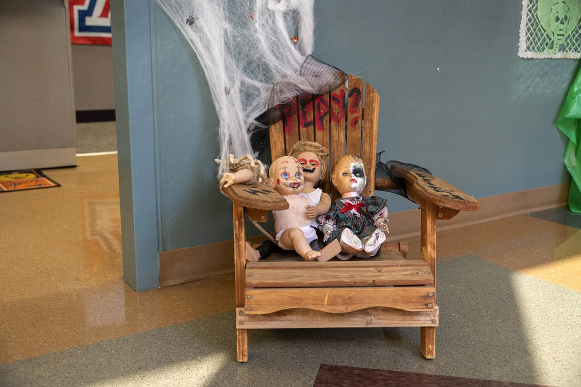 These not-so-cute dolls at the entrance the College of Nursing’s administration office are asking passersby if they want to play. 