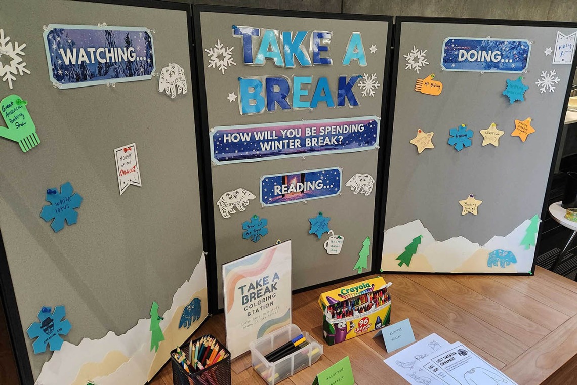 This “Take a Break” station is set up in the Health Sciences Education Building library in Phoenix. Students, faculty and staff are encouraged to write down and post what they plan to watch, read or do during the winter break. The station also offers winter-themed coloring sheets for passers-by to enjoy. 