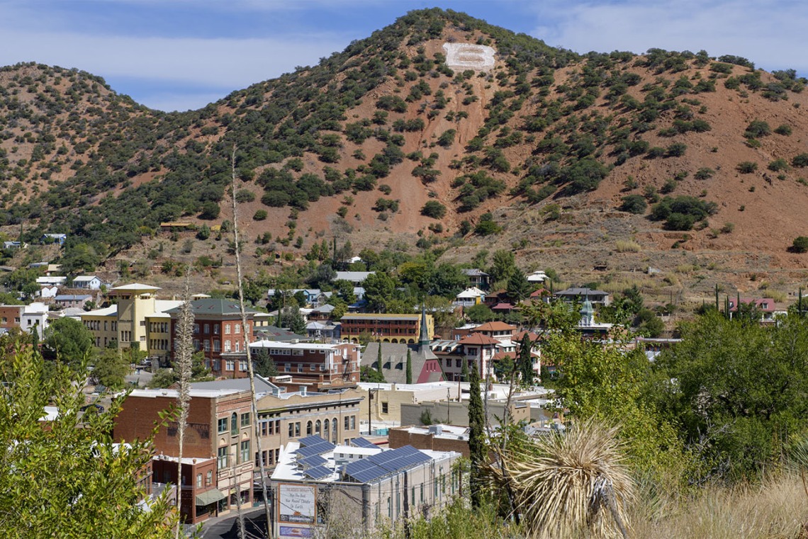 The county seat of Cochise County, Bisbee is home to 5,225 people, located 90 miles southeast of Tucson in the Mule Mountains. Bisbee is one community that is piloting bedside lung ultrasounds to diagnose COVID-19.