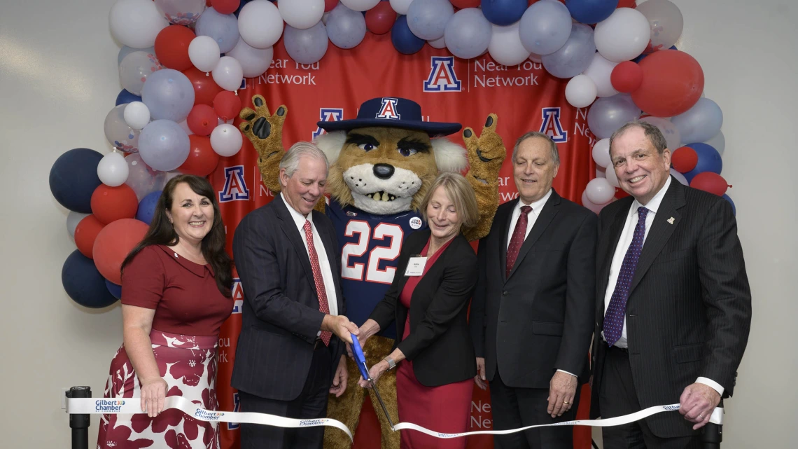 (From left) Gilbert Mayor Brigette Peterson, University of Arizona President Robert C. Robbins, MD, Wilbur Wildcat, Kathleen Insel, PhD, interim dean of the UArizona College of Nursing, Rep. Andy Biggs and University of Arizona Health Sciences Senior Vice President Michael D. Dake, MD, cut the ceremonial ribbon for the new and renovated College of Nursing facilities in Gilbert, Arizona.