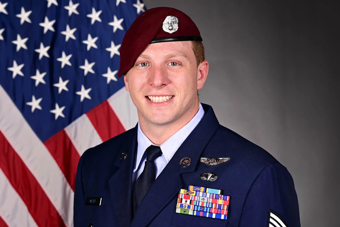 “‘That others may live’ is a creed I lived for for eight years. As a doctor, I will continue to give my all to help those in my care,” said U.S. Air Force veteran and reservist Alex Hilser, a second-year medical student at the College of Medicine – Tucson who was recently named a Tillman Scholar.