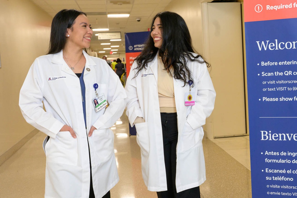(From left) Aspiring physicians Iliana Cosio and Isabellyana  Dominguez met as undergraduate students in FACES Conversantes, and their friendship continues in medical school.