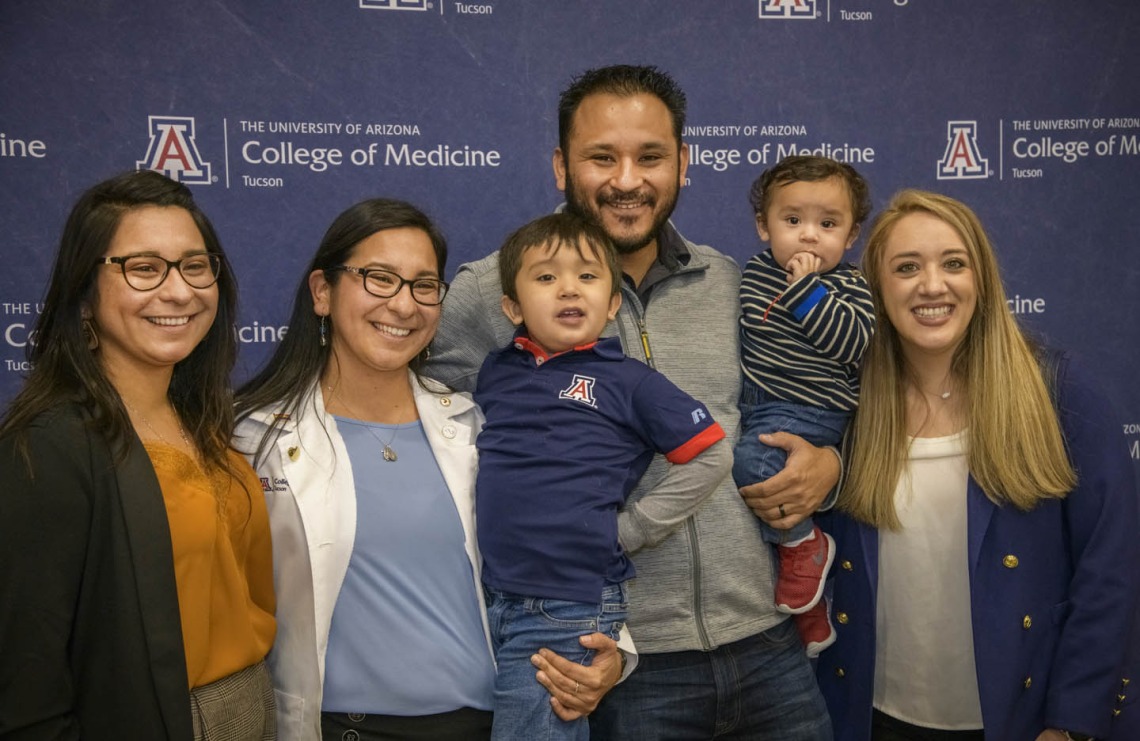 Primary Care Physician scholarship recipient Naiby Rodriguez with her family.