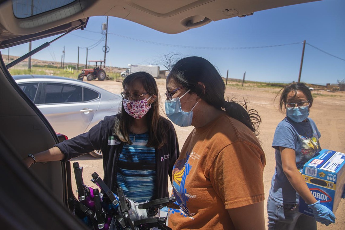 Vanessa Jensen, MD, a University of Arizona College of Medicine – Tucson surgery alumna, helps drop off masks, hand sanitizer and other COVID-19 supplies needed on the Navajo Nation. 
