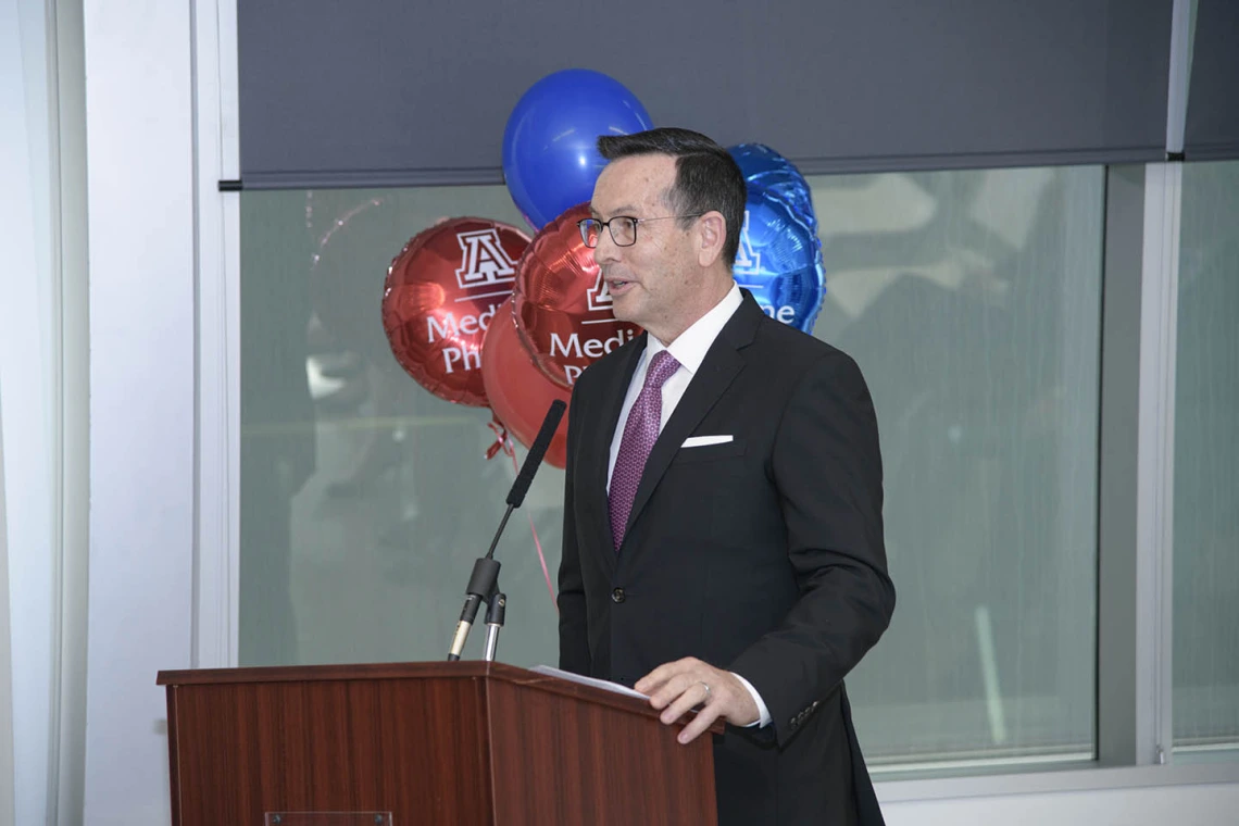 University Arizona College of Medicine - Phoenix Associate Dean of Admissions and Recruitment Glen Fogerty, PhD, MBA, speaks to attendees during the  Primary Care Physician scholarship reception.