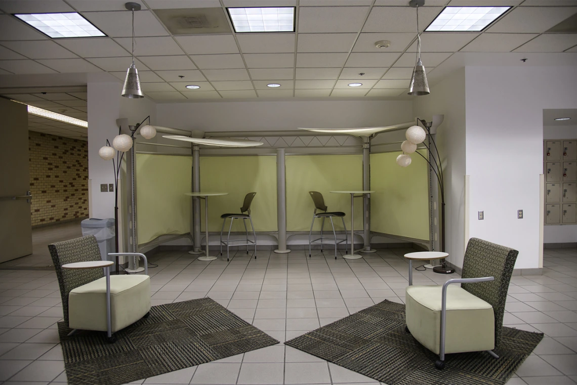 The lounge area in front of the Arizona Health Sciences Library has been slightly reconfigured to facilitate physical distancing between people.