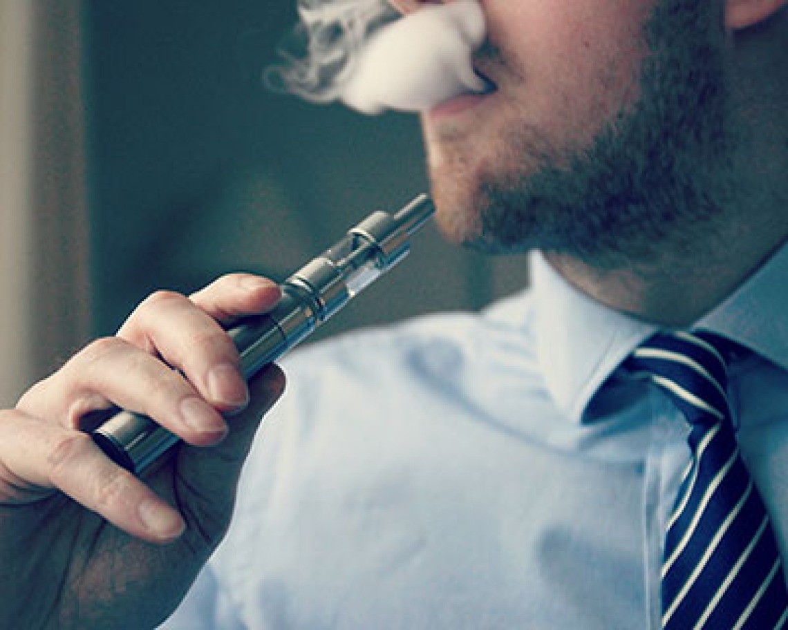 Vaping devices can contain potentially harmful substances in active and inactive ingredients, as well as heavy metals in the physical device itself. Photo by Wikimedia Commons.  
