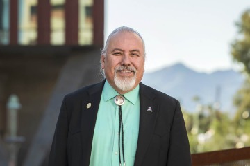 Photo of Carlos Gonzales, MD, chaired the UArizona College of Medicine – Tucson’s PCP Scholarship committee before stepping down to join Global MD, a UArizona Health Sciences initiative.