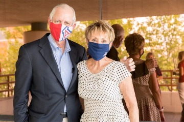 University of Arizona President Robert C. Robbins, MD, was on hand to welcome Ginny L. Clements during the announcement of her $8.5 million gift to the UArizona Cancer Center.