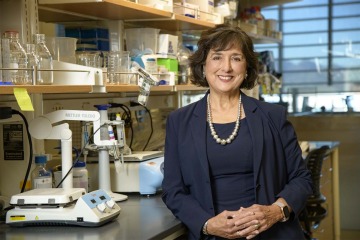 Roberta Diaz Brinton, PhD, is the director of the Center for Innovation in Brain Science and a leading neuroscientist in the field of Alzheimer’s, the aging female brain and regenerative therapeutics.