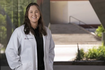 McKenna Vesling, a first-year medical student, is one of 18 new scholarship recipients in the College of Medicine – Tucson. 