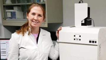 [Christine Fillmore Brainson, PhD in her University of Kentucky lab]