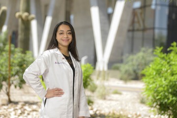 Aseel Ibrahim, a first-year medical student, is among 11 new scholarship recipients at the UArizona College of Medicine –Tucson.