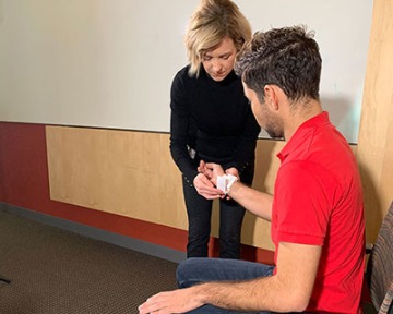 “Frailty Meter,” developed by then-UA faculty member Bijan Najafi, PhD, MSc, allows clinicians to measure HIV/AIDS patients’ frailty in a matter of seconds.