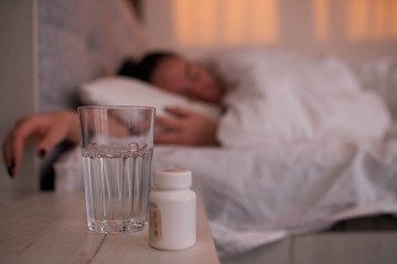 Some sleeping pills commonly used to treat sleep disturbances can have a sedative effect. Dr. Porreca’s research into kappa opioid receptor antagonists could lead to a nonhypnotic therapeutic to address sleep disturbances and treat chronic pain.