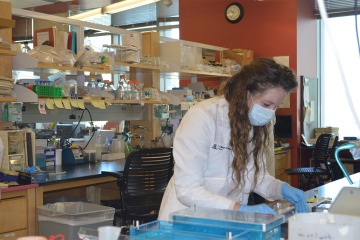 First author Jessika Iwanski, a dual MD/PhD candidate, led the translational research team.