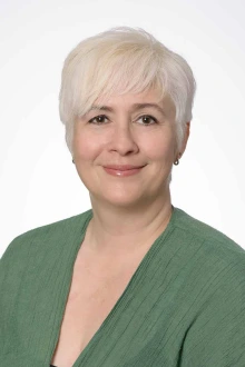 portrait of University of Arizona Health Sciences researcher Jennifer Andrews.