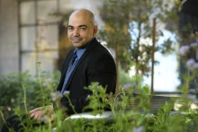Led by Dr. Mohab Ibrahim, researchers at the University of Arizona Health Sciences Comprehensive Pain and Addiction Center are exploring potential benefits of using phototherapy to manage chronic pain.