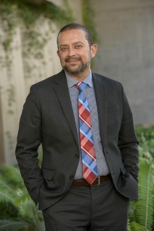 Rajesh Khanna, PhD, is the associate director of the UArizona Health Sciences Comprehensive Pain and Addiction Center and a professor of pharmacology in the UArizona College of Medicine – Tucson.